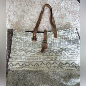 Myra Weekender Travel Bag. Measurements 26”long and 17” tall